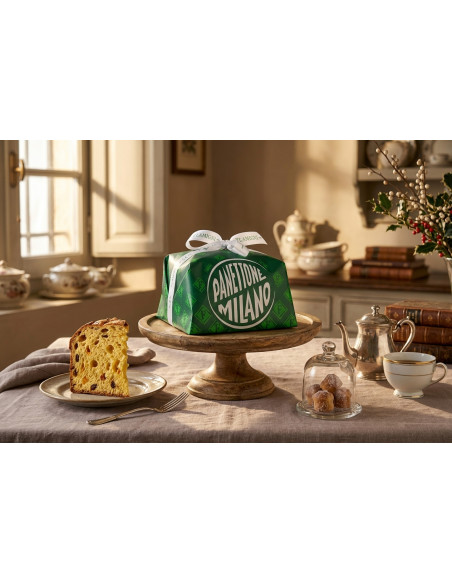 Milano Panettone 500 g with Natural Sourdough, Raisins and Candied Citrus Peels